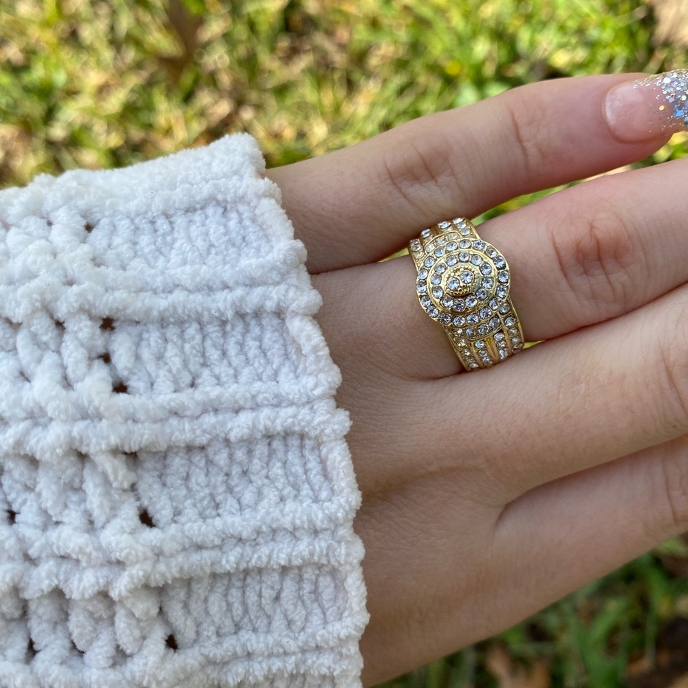 NEW Round Full Rhinestones Engagement Ring - Picture 7 of 11